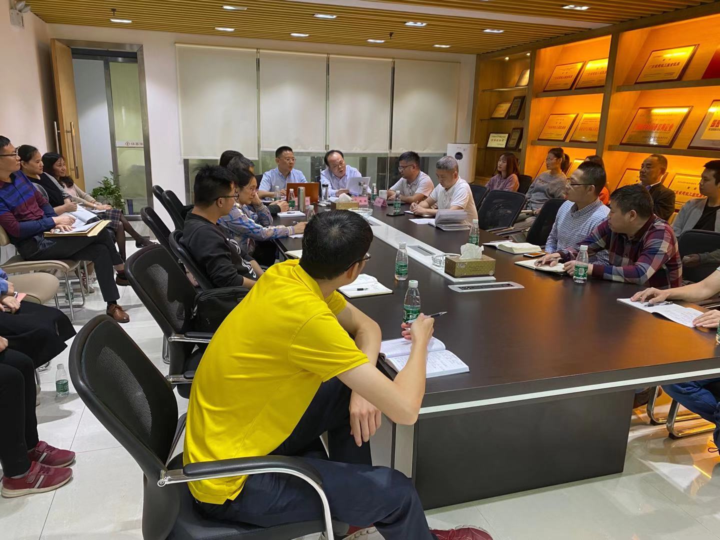 1606704481228023.jpg 202011財(cái)務(wù)會(huì)議.jpg