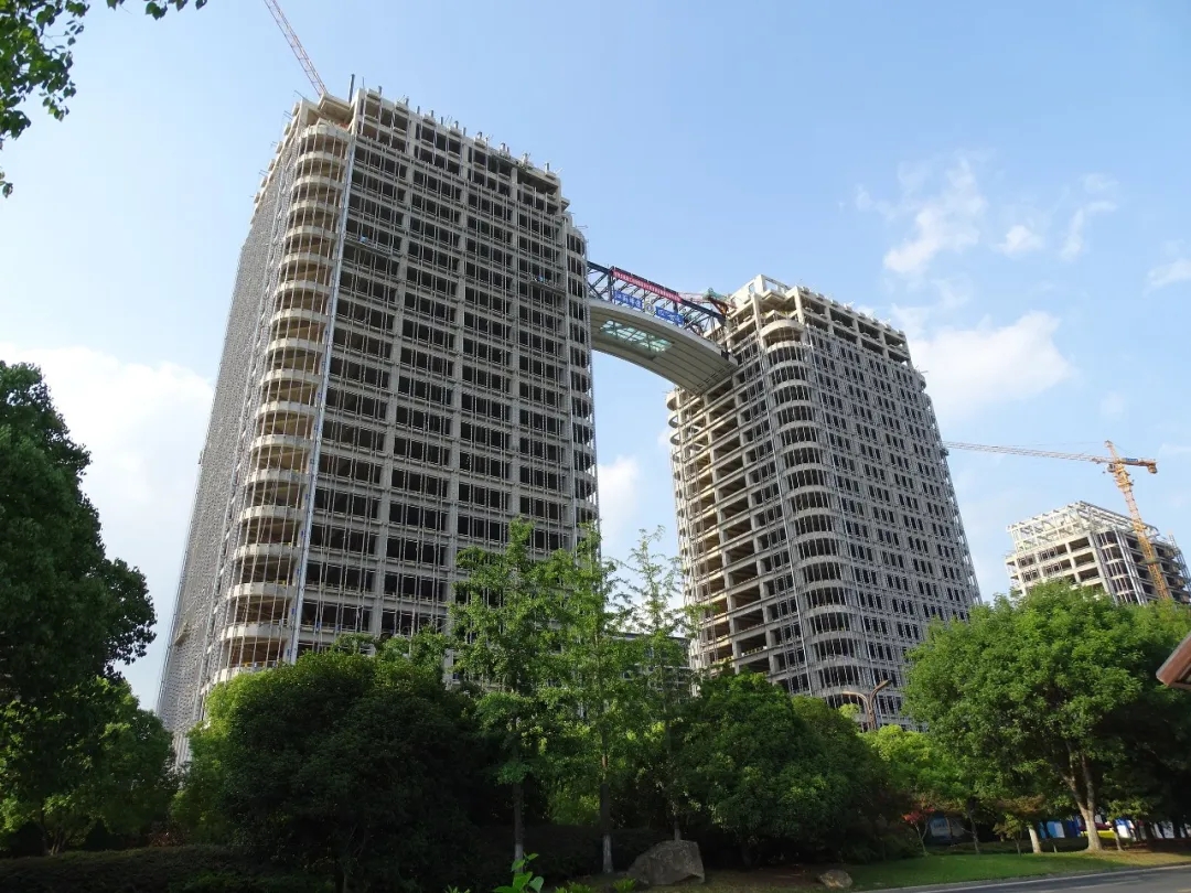 1657008962981379.jpg 6b7edc70641846f8c44613ec3ff575c.jpg