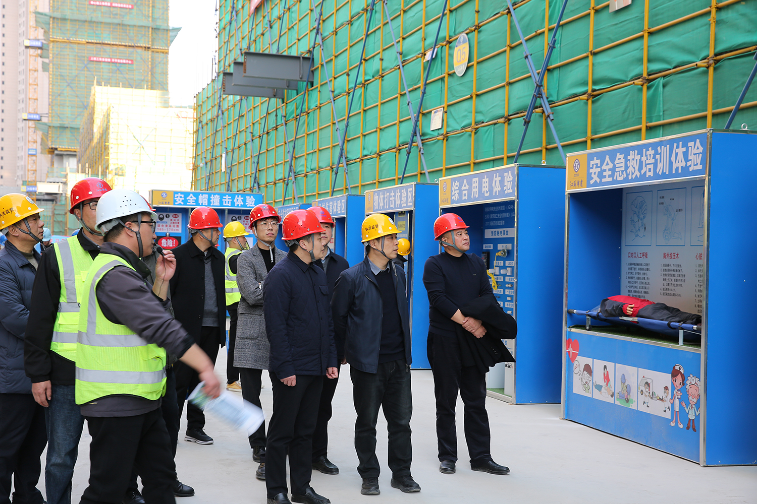 1702342921712645.jpg AV4A3903.jpg